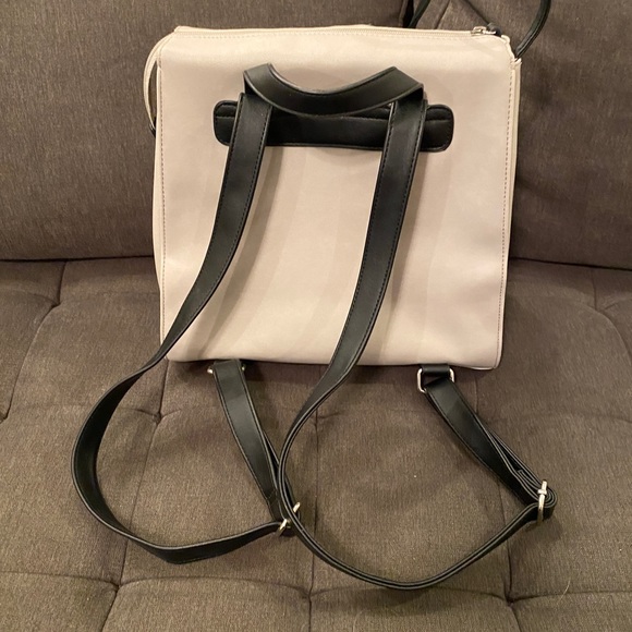 Nine West backpack - Picture 3 of 6